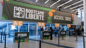 Participants au Bootcamp Liberté d'Immofacile, à l'admission générale de l'événement.